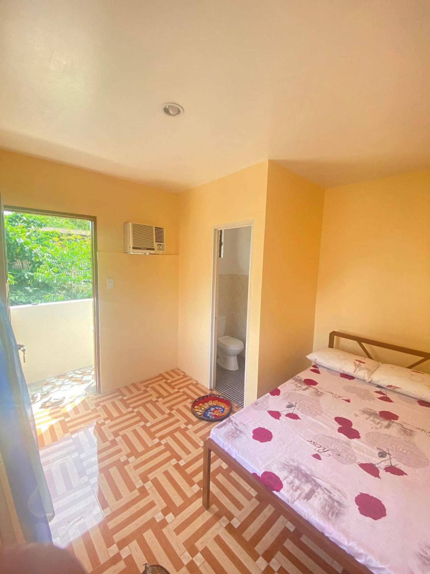 Carillo Guest House Coron Luaran gambar