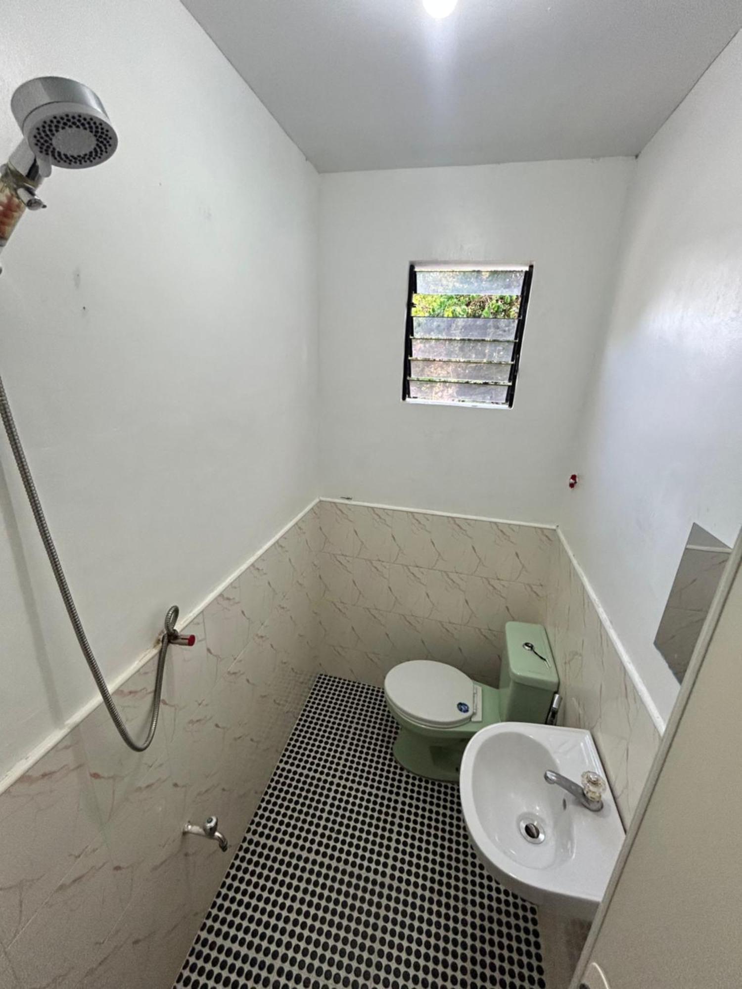 Carillo Guest House Coron Luaran gambar