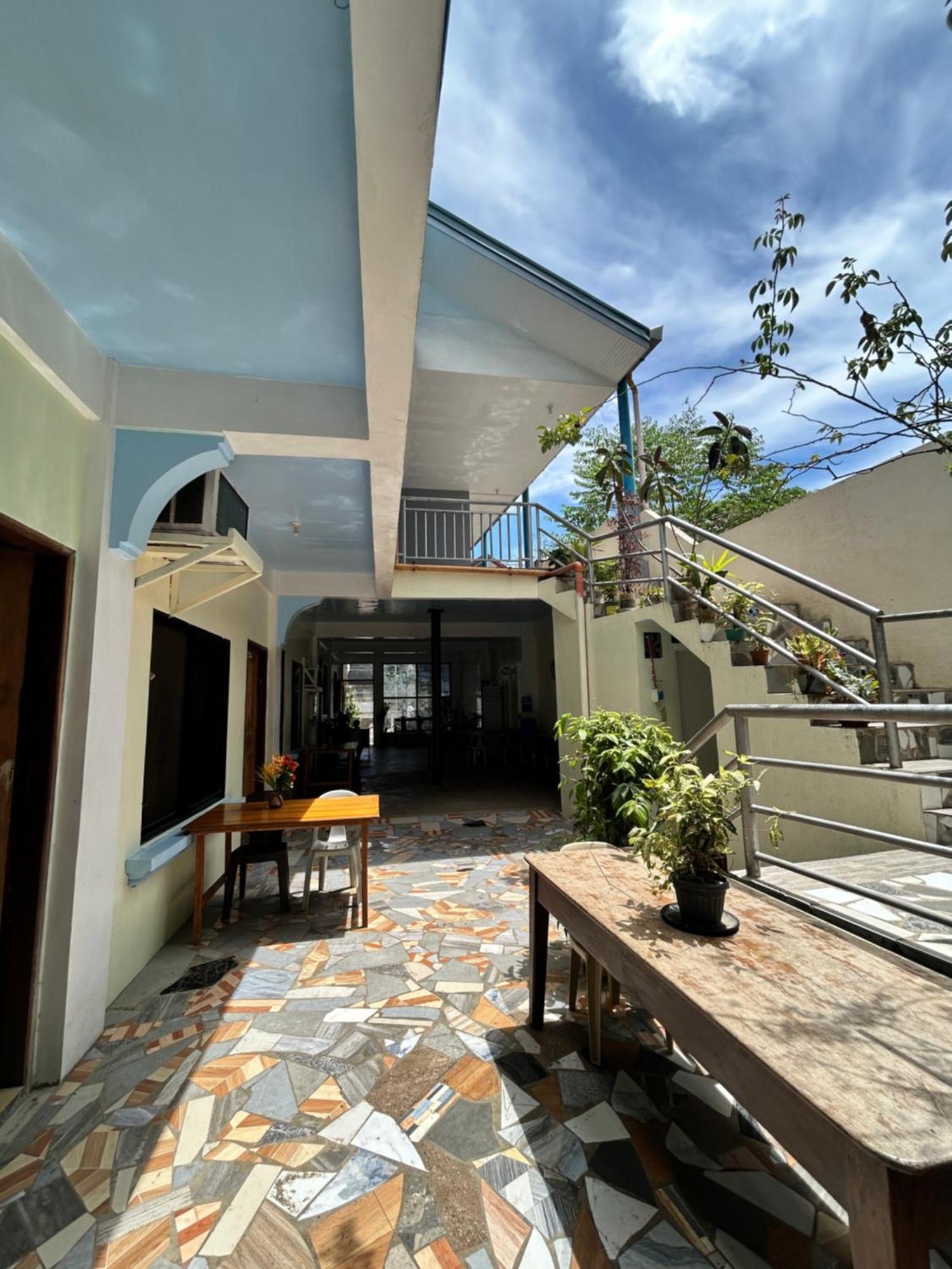 Carillo Guest House Coron Luaran gambar