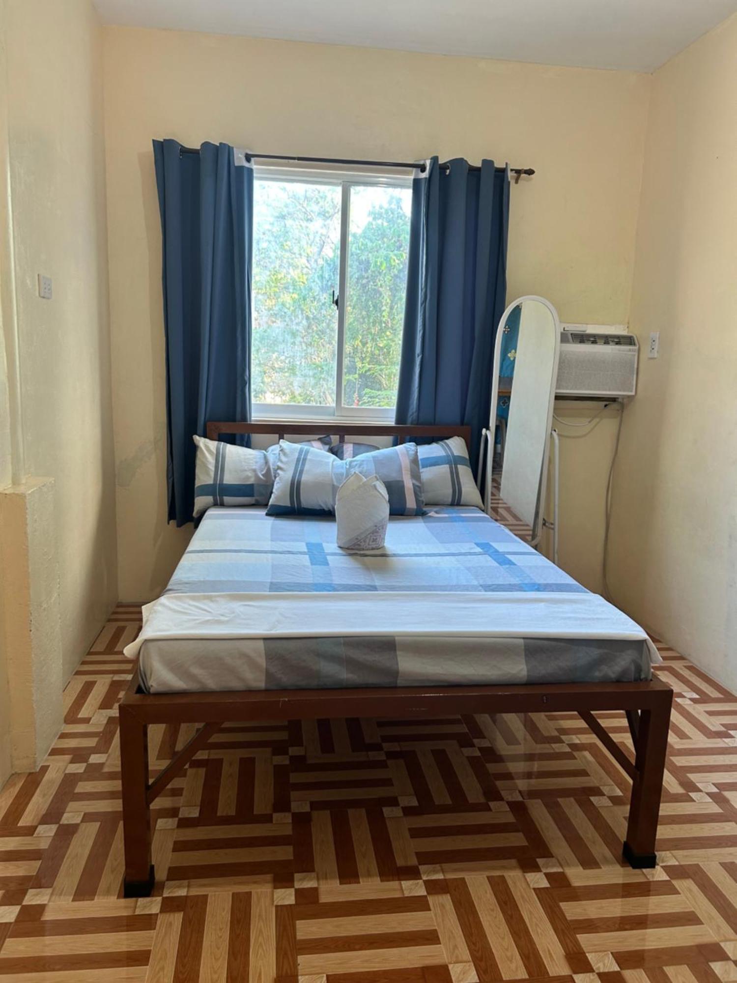 Carillo Guest House Coron Luaran gambar