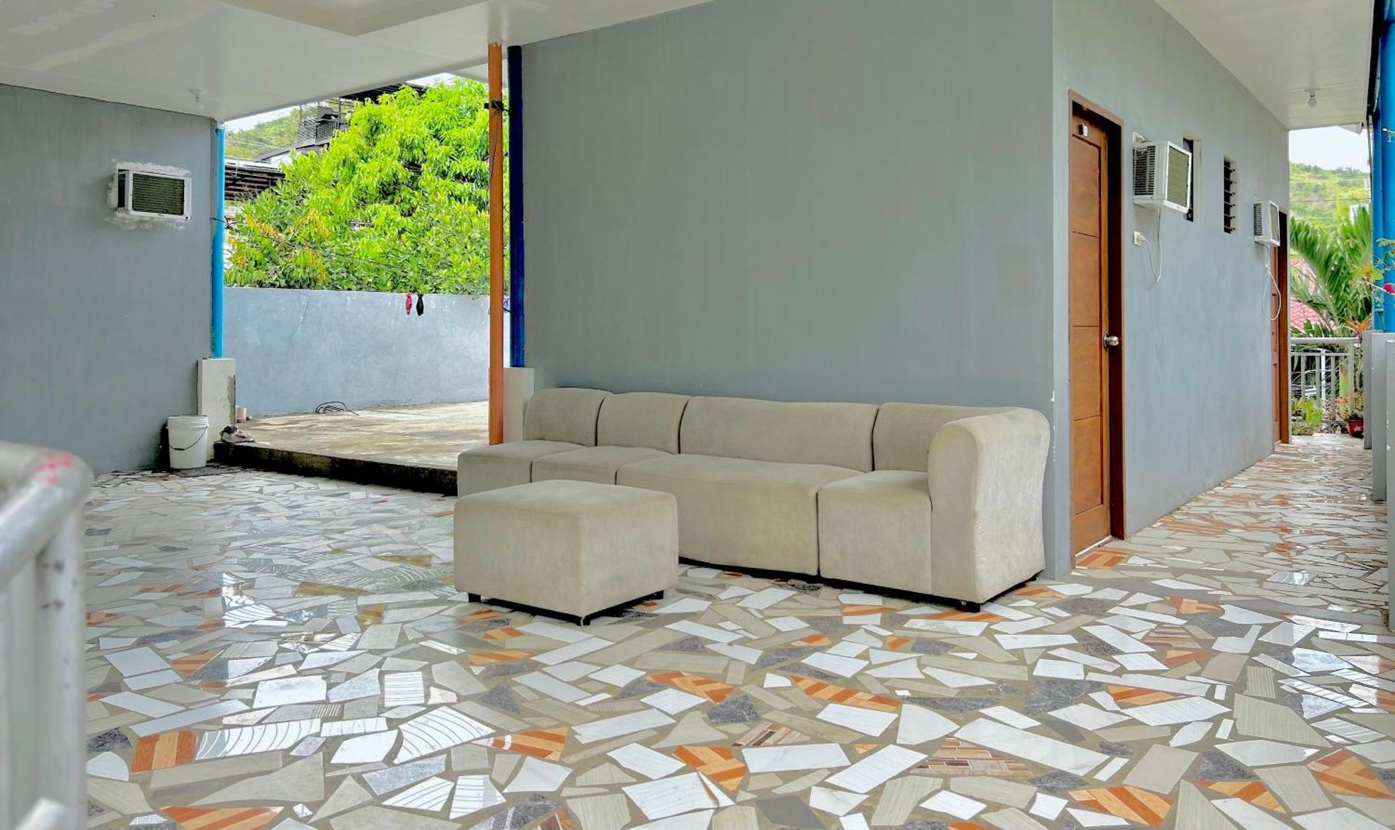 Carillo Guest House Coron Luaran gambar