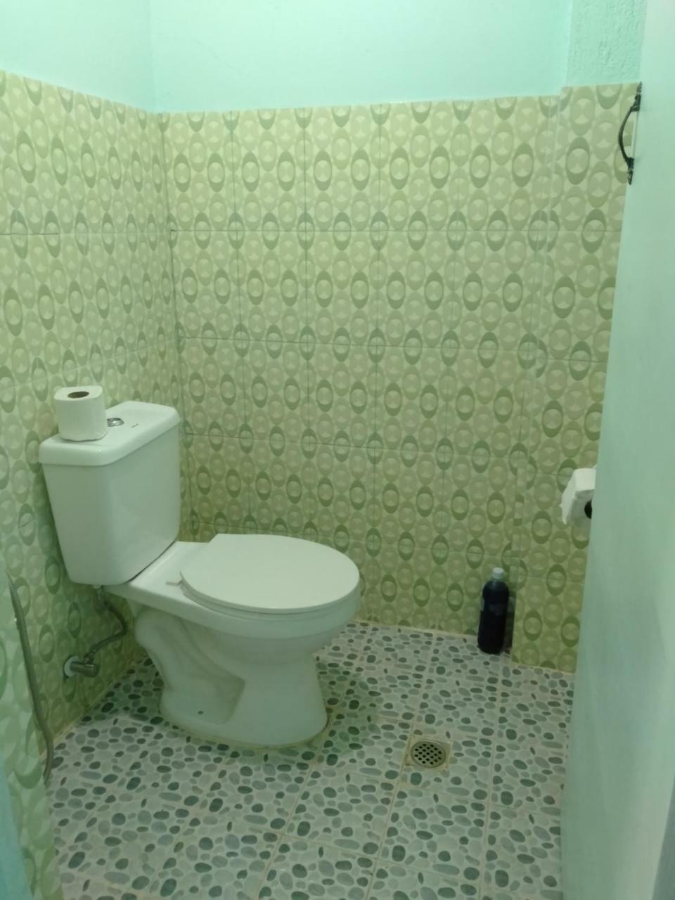 Carillo Guest House Coron Luaran gambar