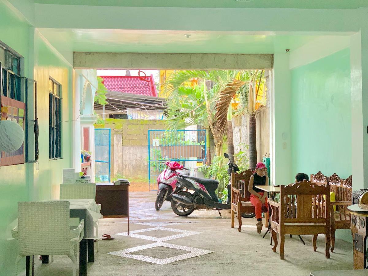 Carillo Guest House Coron Luaran gambar
